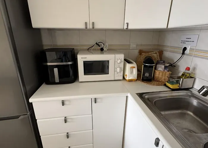 The Boathouse With Sea View * Porches (Algarve)