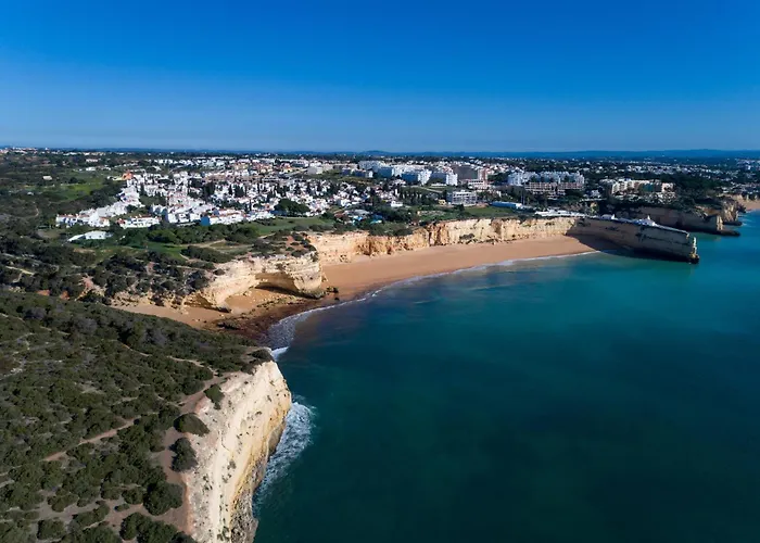 The Boathouse With Sea View * Porches (Algarve)