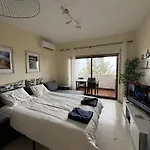 The Boathouse With Sea View דירה פורצ'ס